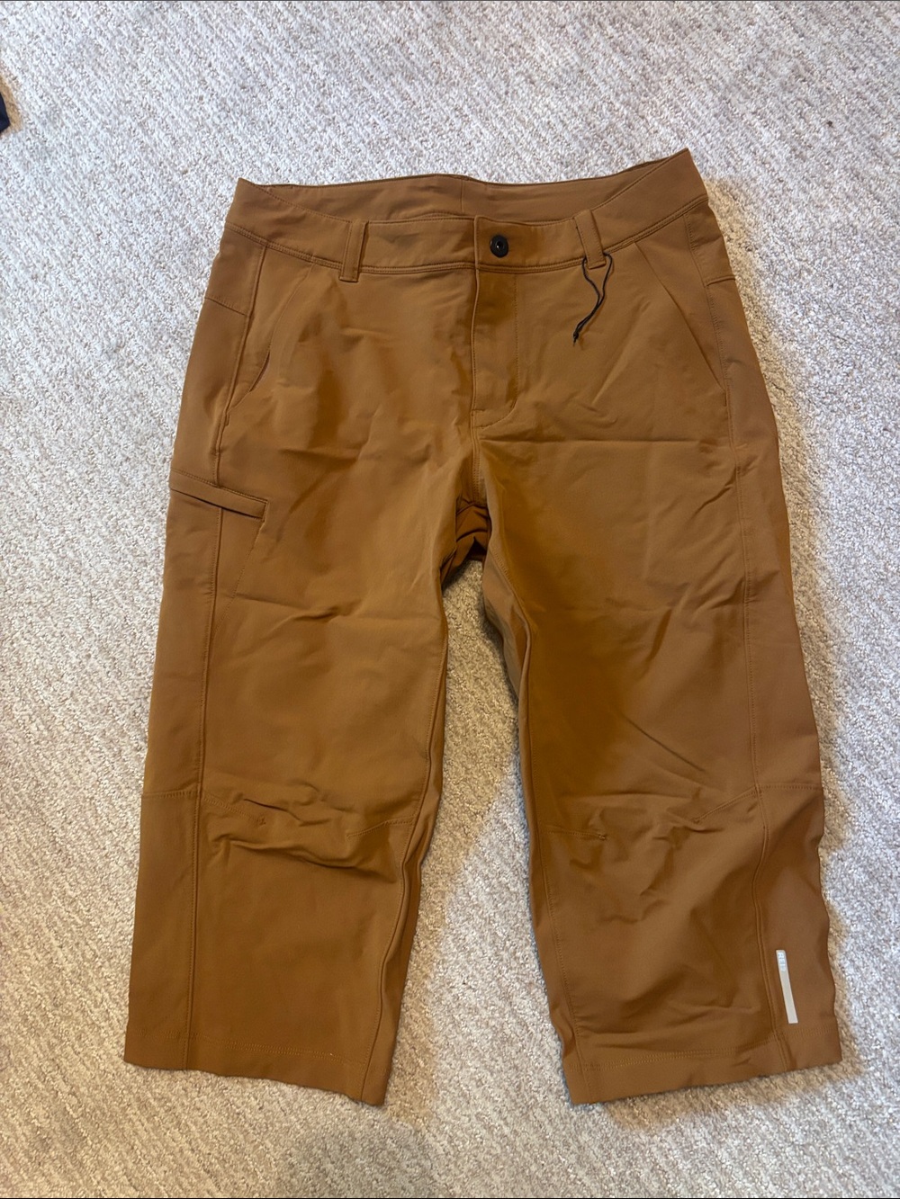 REI Men's rust Capris